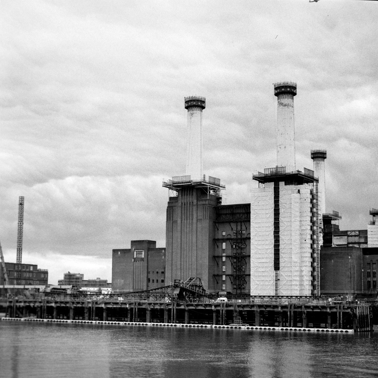 Battersea power station