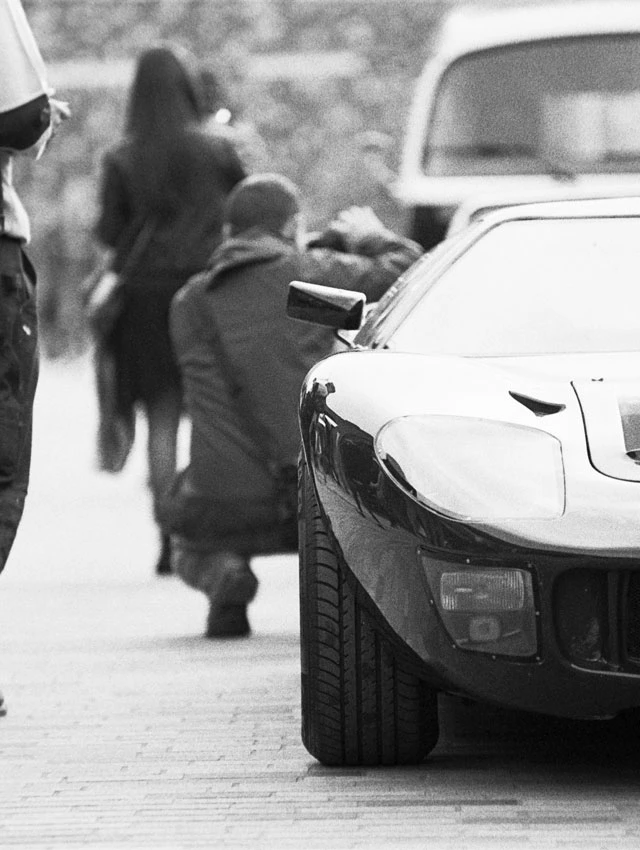 Faster car nikon