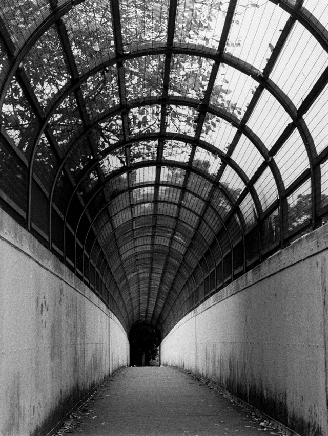 Footway tunnel