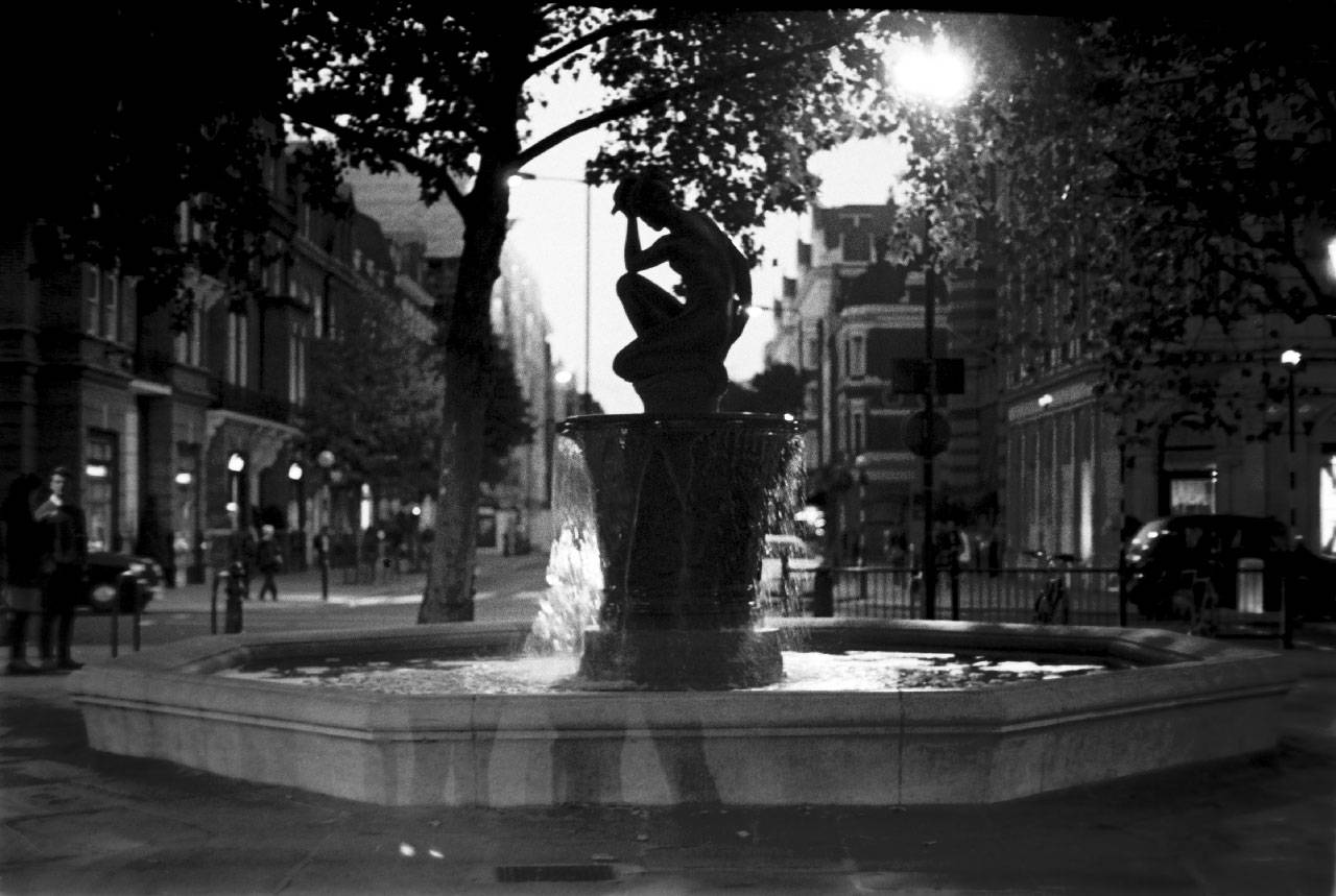 Fountain lady silhouette