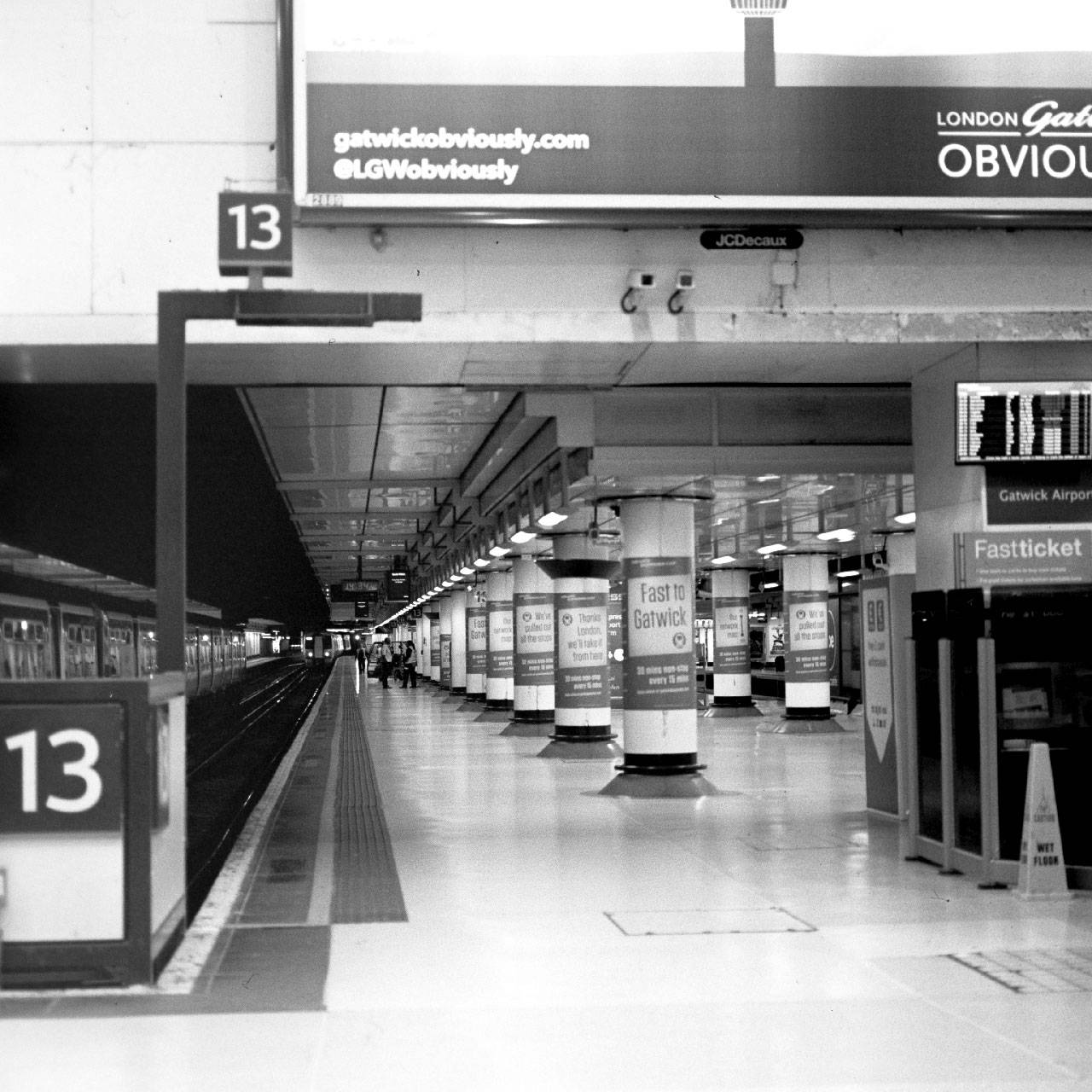Platform 13, Victoria station